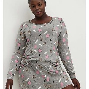 TORRID- Sleep long sleeve tee